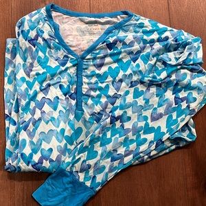 Little Sleepies Blue Water Color Hearts Long Sleeve Top size Large